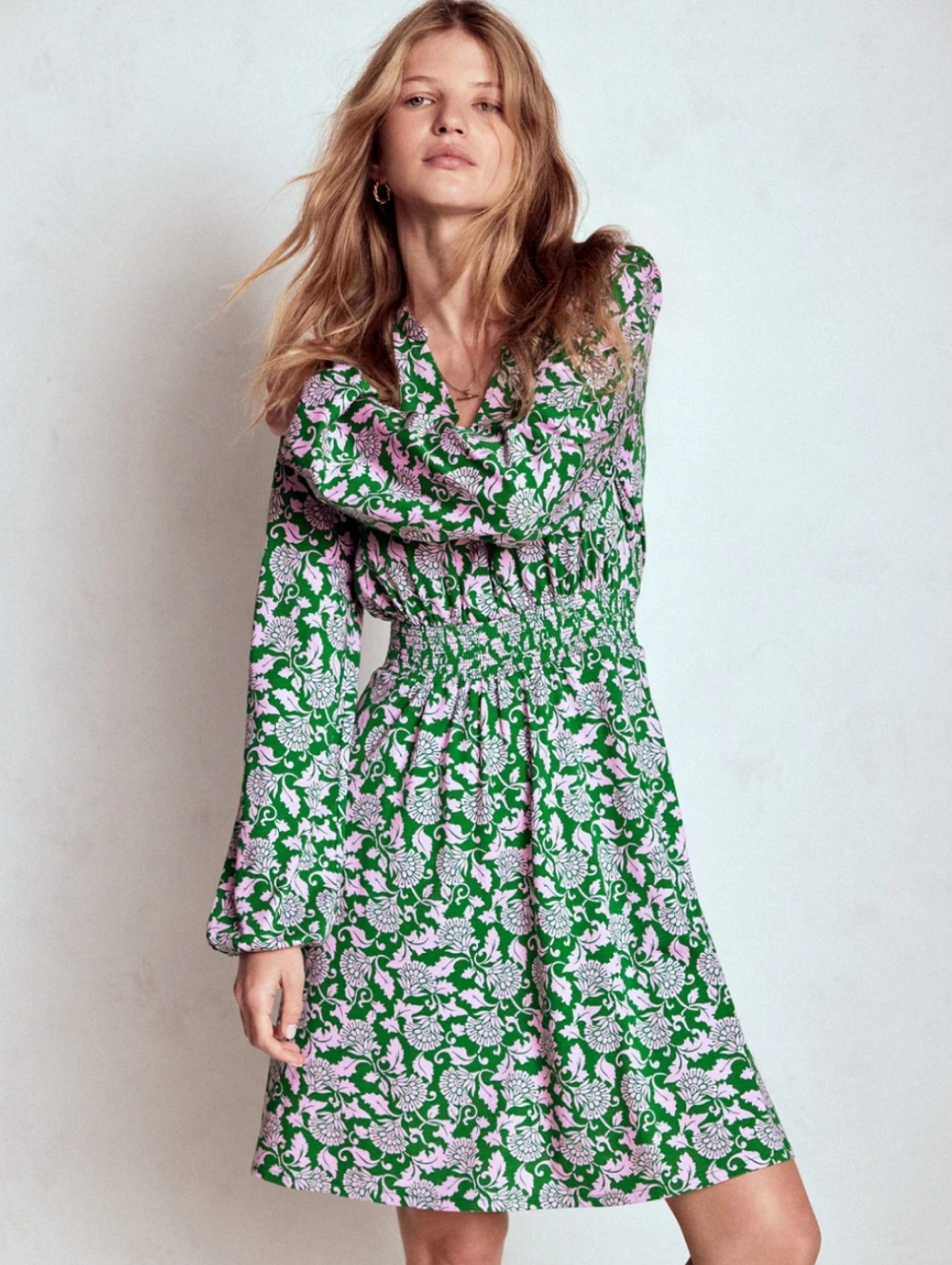 Boden Sarah Smocked Waist Dress In Emerald Vine, US12R